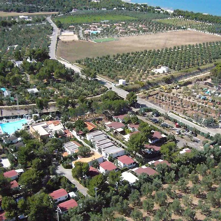 Aldeamento Turístico Villaggio Club Degli Ulivi Vieste