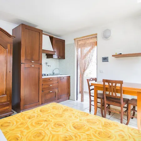 Aldeamento Turístico Villaggio Club Degli Ulivi 4*