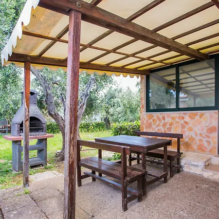 Villaggio Club Degli Ulivi Βιέστε