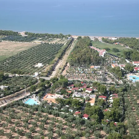 Villaggio Club Degli Ulivi 4*