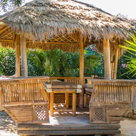 Aldeamento Turístico Villaggio Club Degli Ulivi